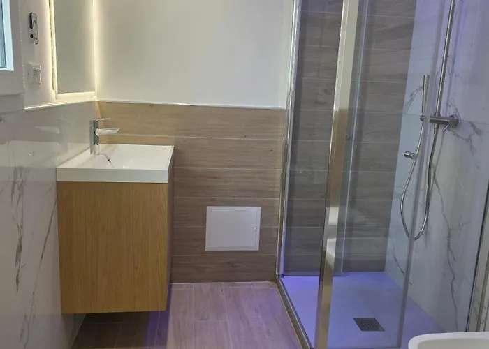 Appartamento Ferrarese House 209 - Fiera District - Tecnopolo - Ecmwf *